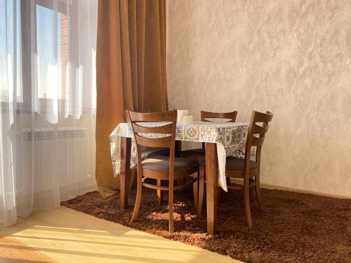 Spacious Apartment In New Building, Near The City Center And Airport Tashkent Ngoại thất bức ảnh