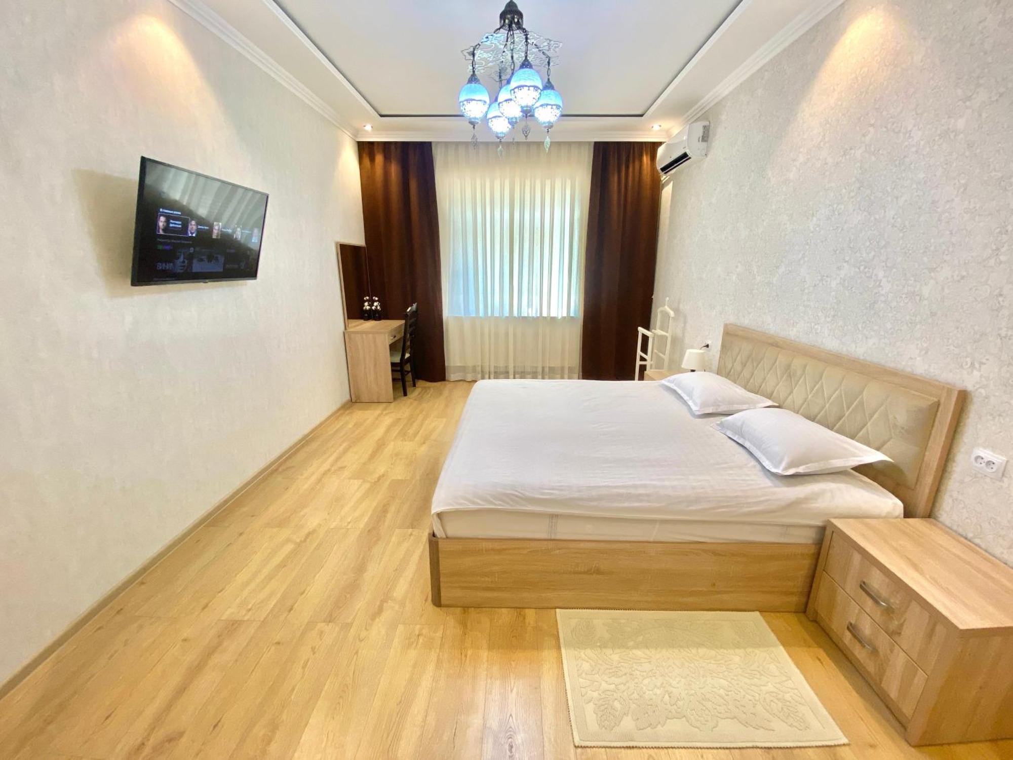 Spacious Apartment In New Building, Near The City Center And Airport Tashkent Ngoại thất bức ảnh